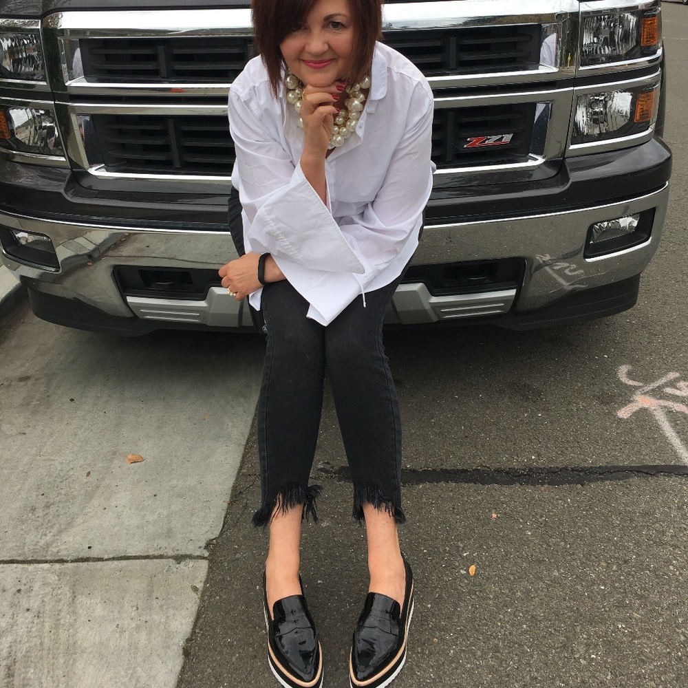 Meet your Posher, Elena